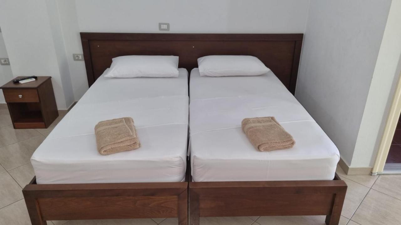 Anmaor Hotel Qeparo Buitenkant foto