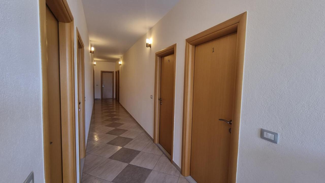 Anmaor Hotel Qeparo Buitenkant foto