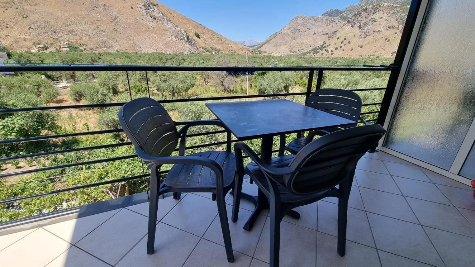 Anmaor Hotel Qeparo Buitenkant foto