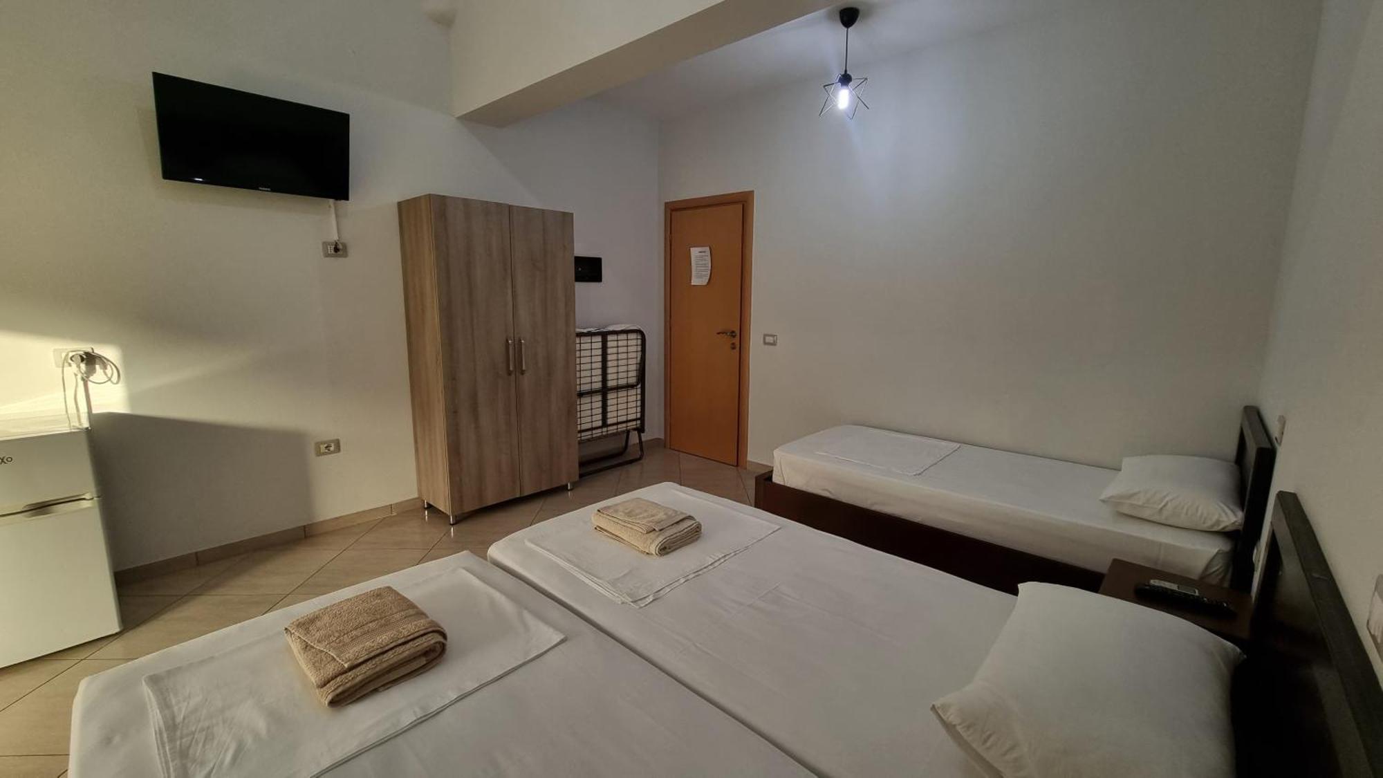 Anmaor Hotel Qeparo Buitenkant foto